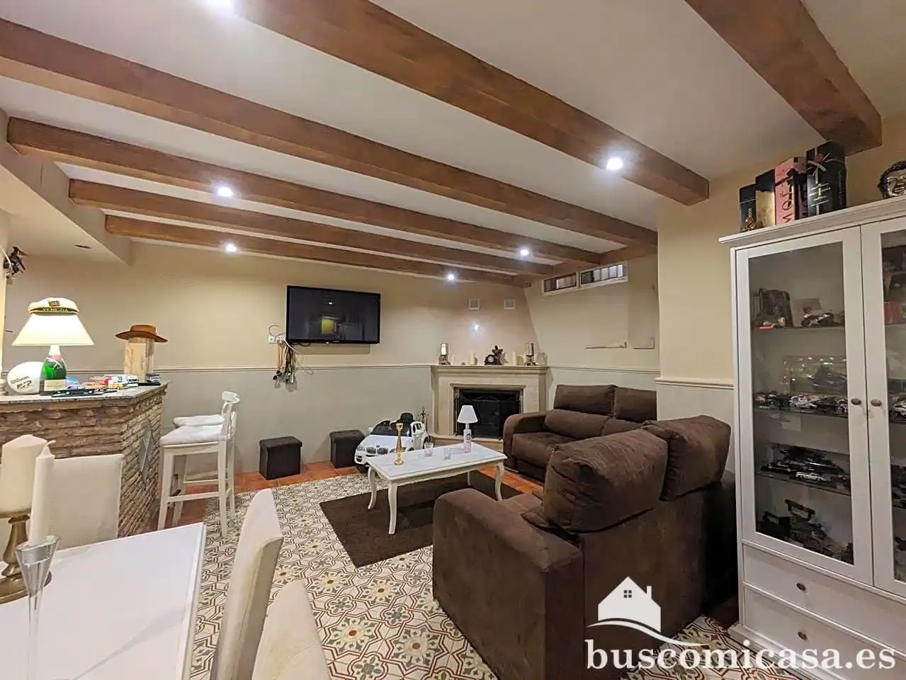 Sala d'estar de Casa o xalet en venda en Linares amb Aire condicionat, Calefacció i Jardí privat