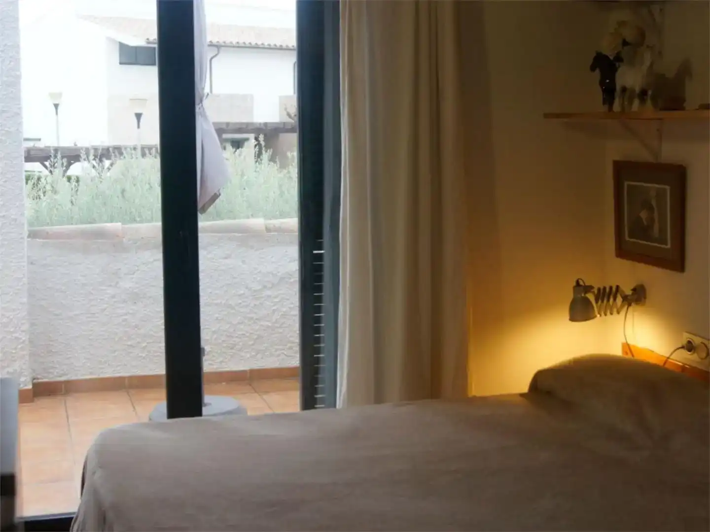 Habitación de Piso en venta en El Perelló con Aire acondicionado, Jardín privado y Piscina