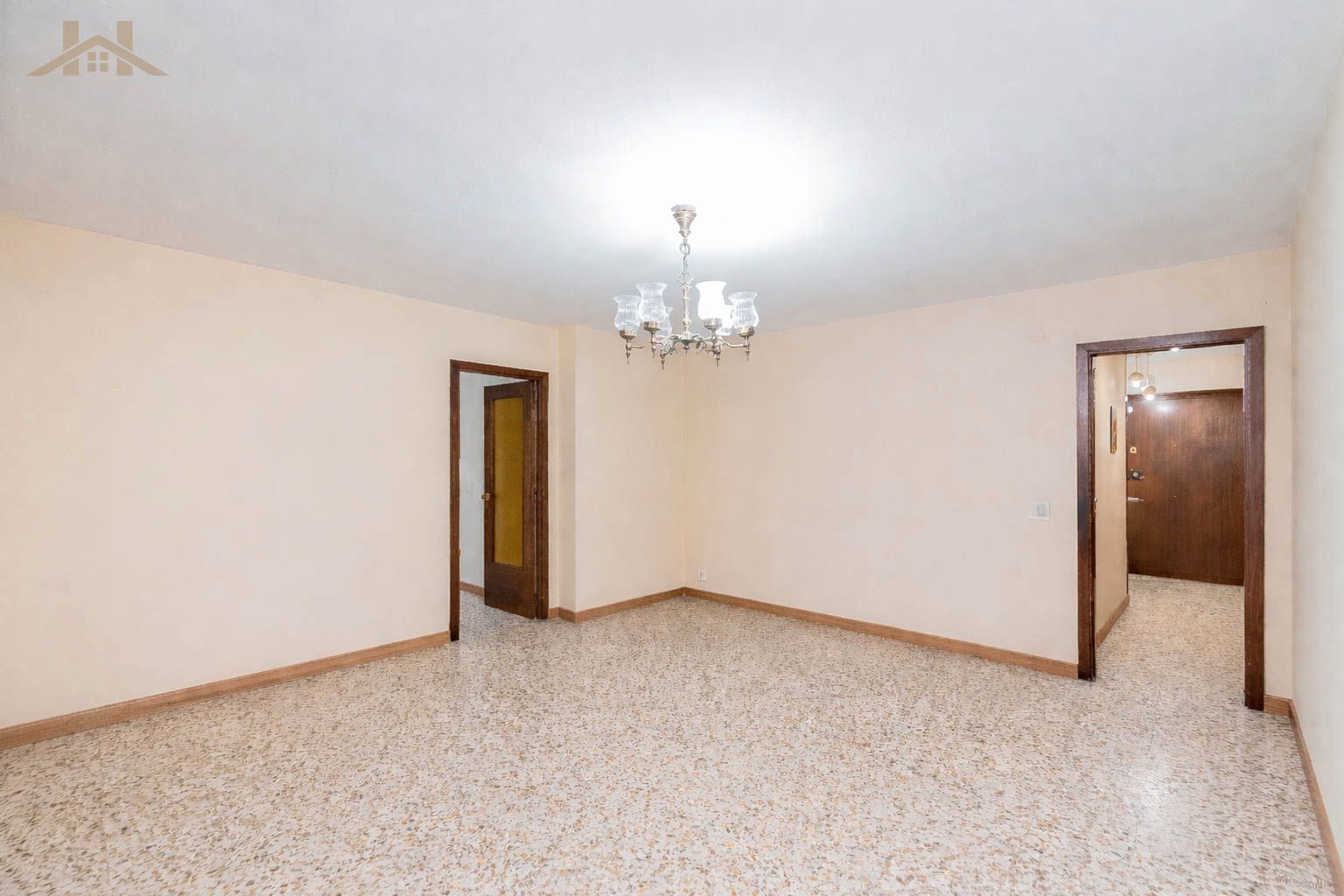 Wohnung zum Verkauf in Valdemoro mit Heizung, Terrasse und Möbliert