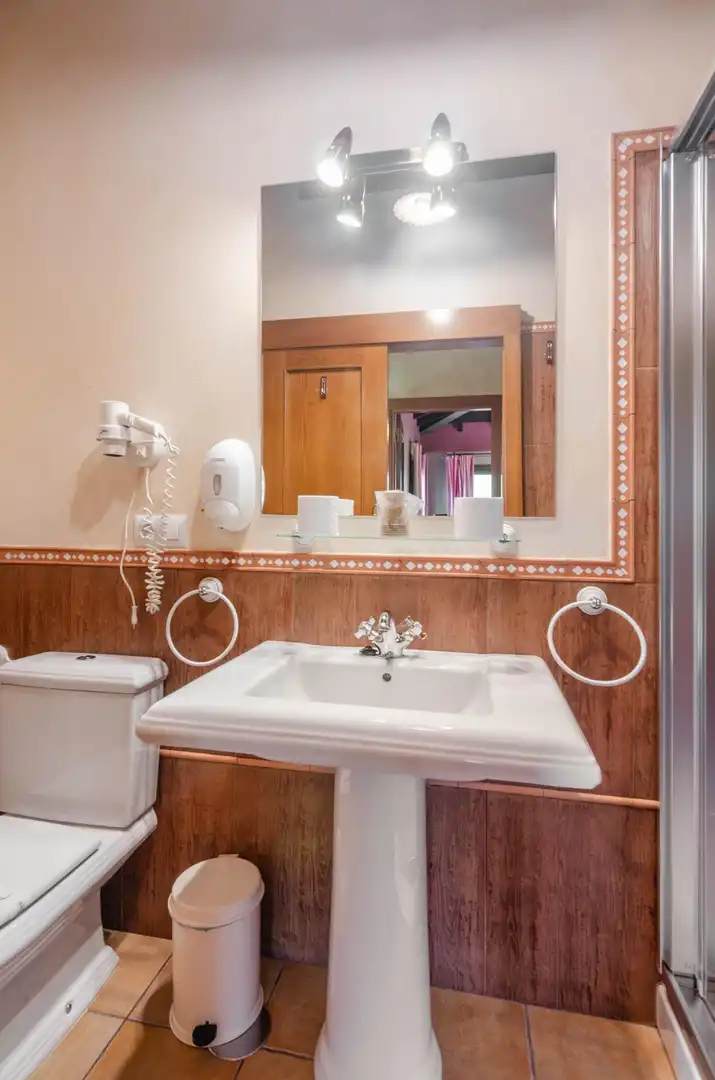 Baño de Edificio en venta en Parres, Asturias