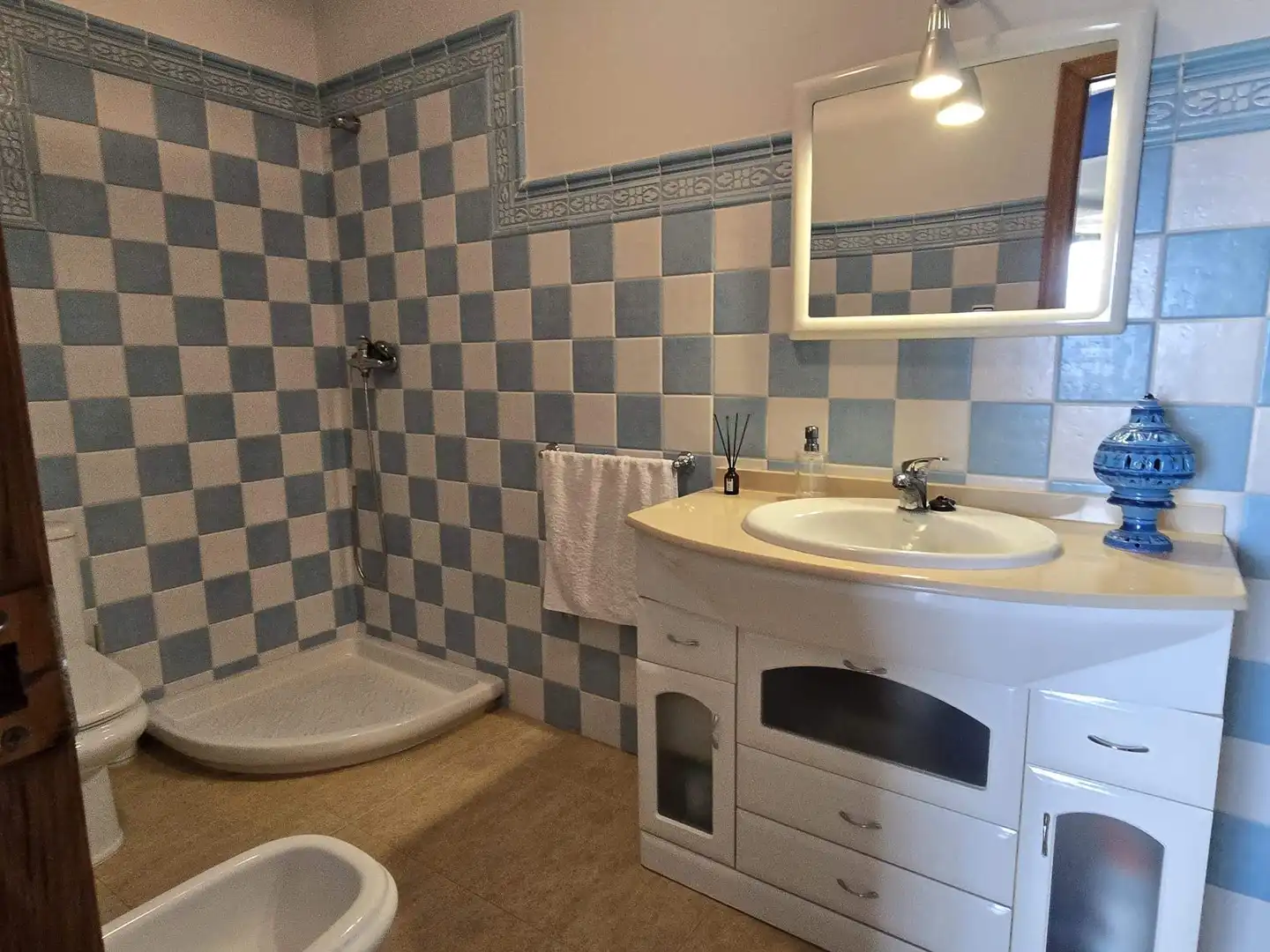 Baño de Casa o chalet en venta en Elche / Elx con Aire acondicionado y Trastero