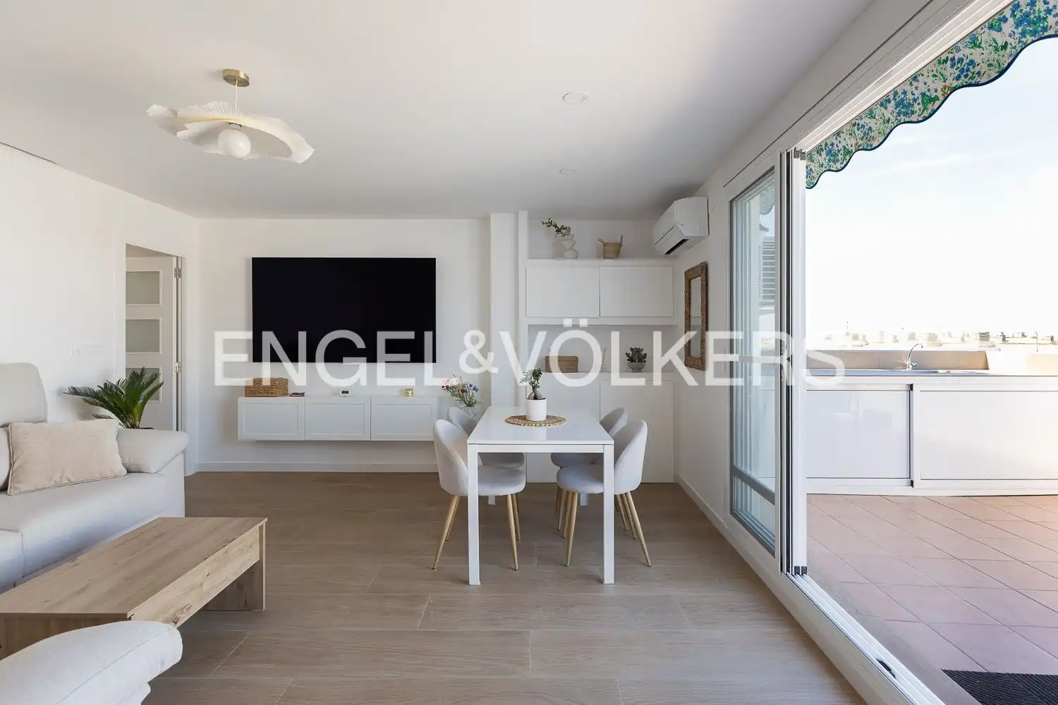 Living room of Attic for rent in El Puig de Santa Maria  with Air Conditioner, Heating and Terrace
