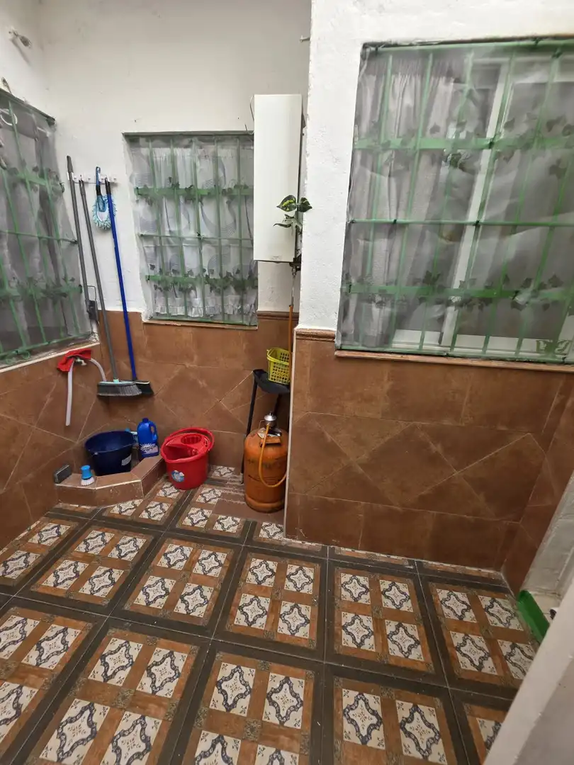 Piso en venta en Lora del Río con Terraza y Trastero