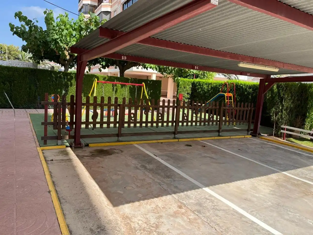 Parkplatz von Wohnungen zur Miete in Benicasim / Benicàssim mit Privatgarten, Terrasse und Gemeinschaftspool