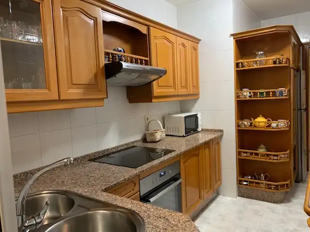 Cocina de Piso en venta en Ferrol con Calefacción, Parquet y Trastero