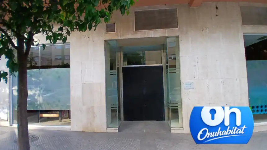 Business premises for sale in Calle Maestra Aurora Romero, imagen 16