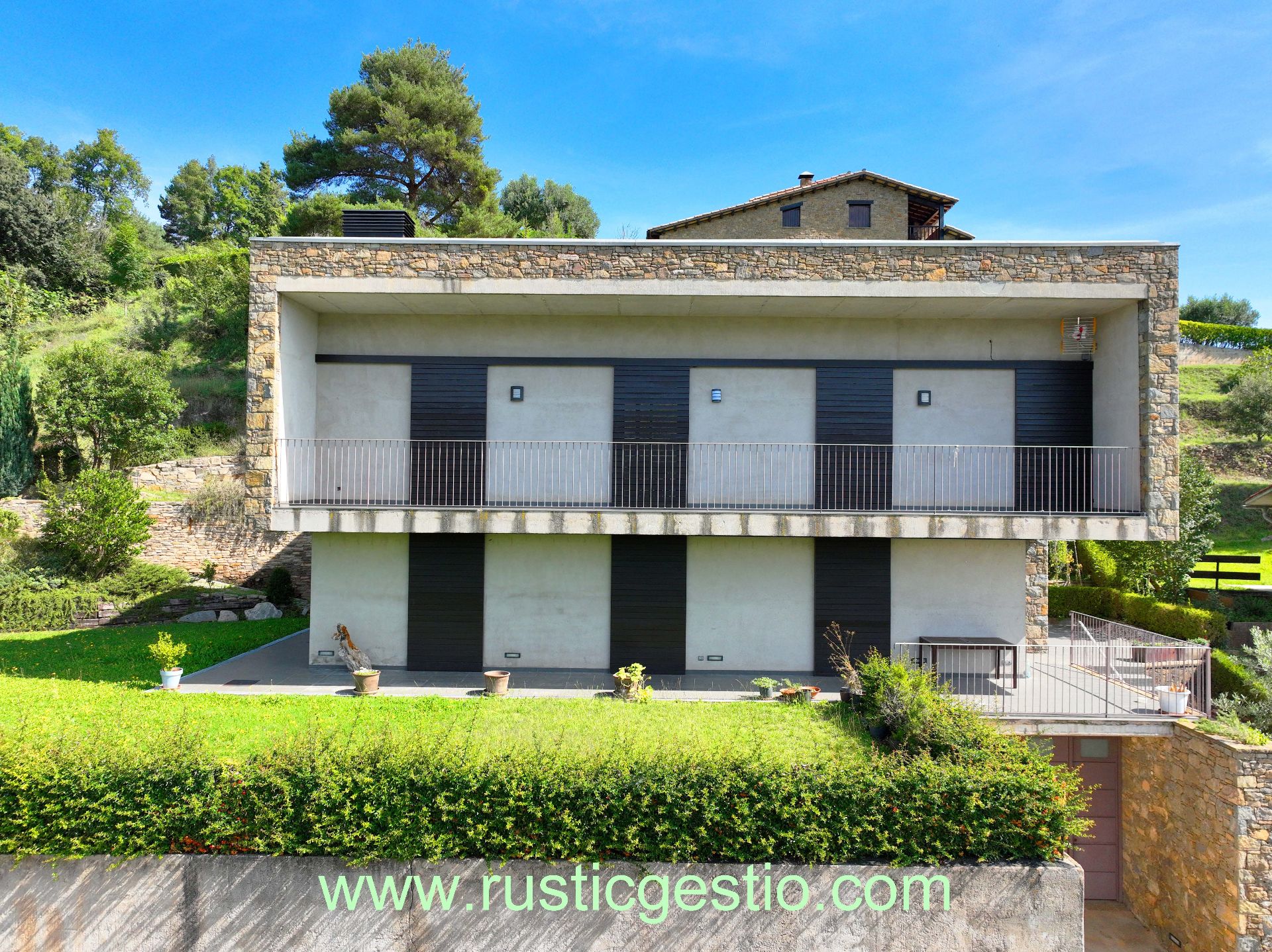 Vista exterior de Casa o xalet en venda en Borredà amb Aire condicionat, Calefacció i Jardí privat
