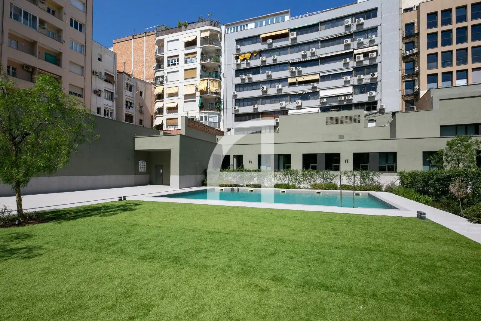Appartamento con terrazza in vendita a Rocafort