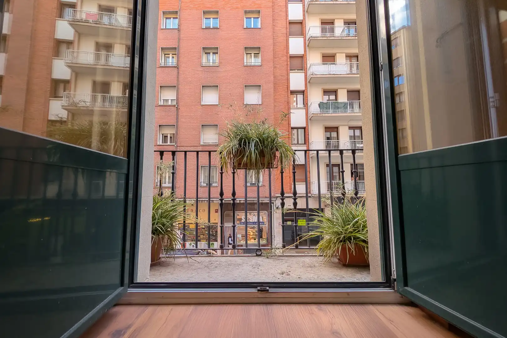 Terraza de Piso en venta en  Pamplona / Iruña con Calefacción y Balcón