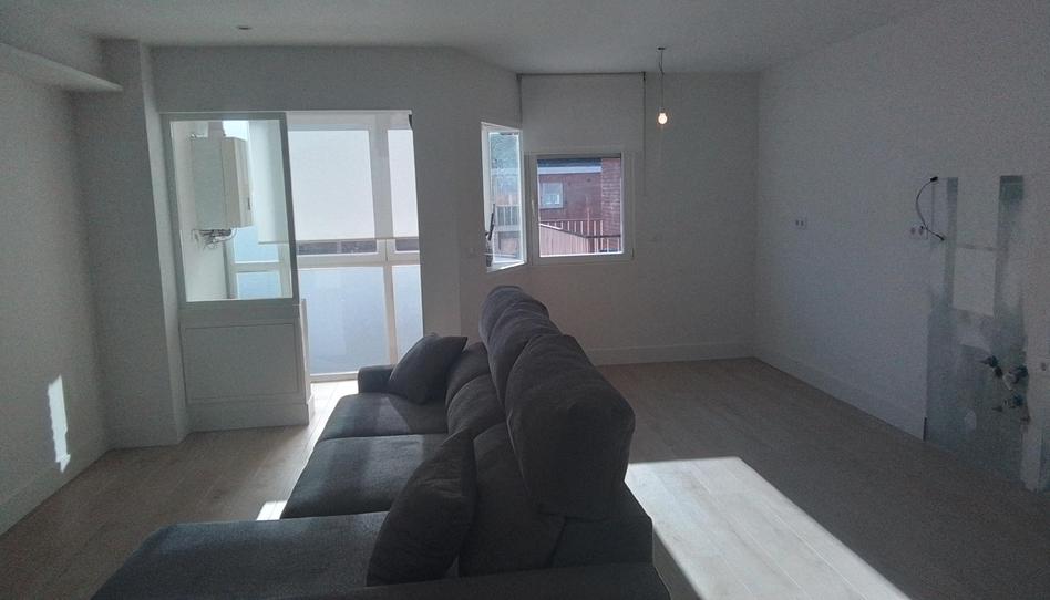 Foto 1 de Apartament en venda a Zaramaga, Araba - Álava