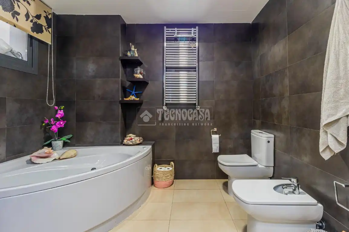 Flat with lift for sale in Centre - Estació, imagen 40