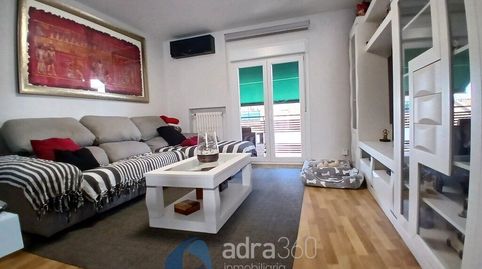 Foto 2 de Piso en venta en Gonzalo de Berceo, Oeste, Logroño
