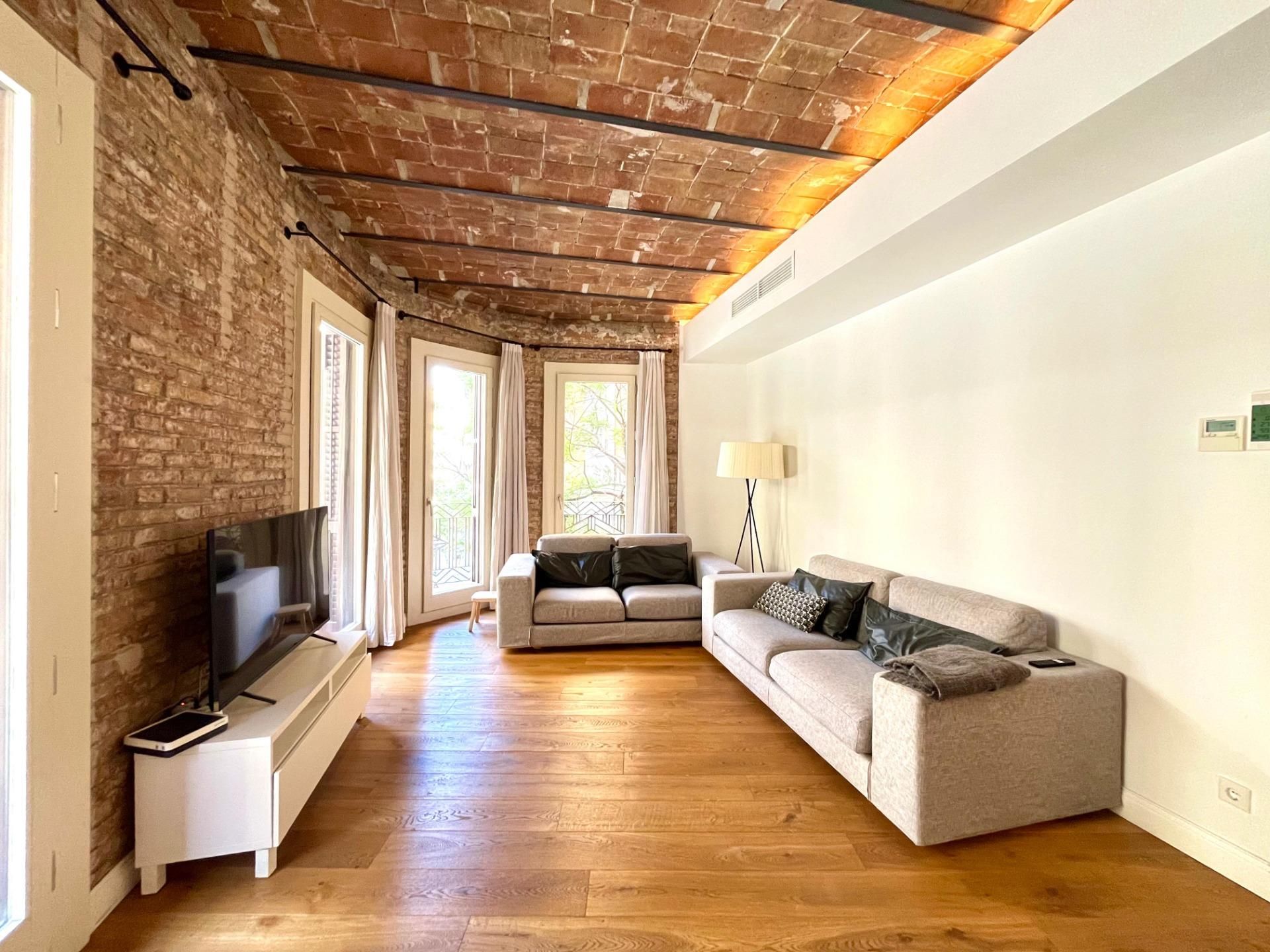 Living room of Flat to rent in  Barcelona Capital  with Air Conditioner, Heating and Terrace