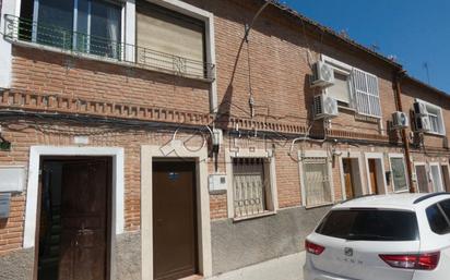 Vista exterior de Casa o xalet en venda en  Madrid Capital amb Aire condicionat, Calefacció i Jardí privat