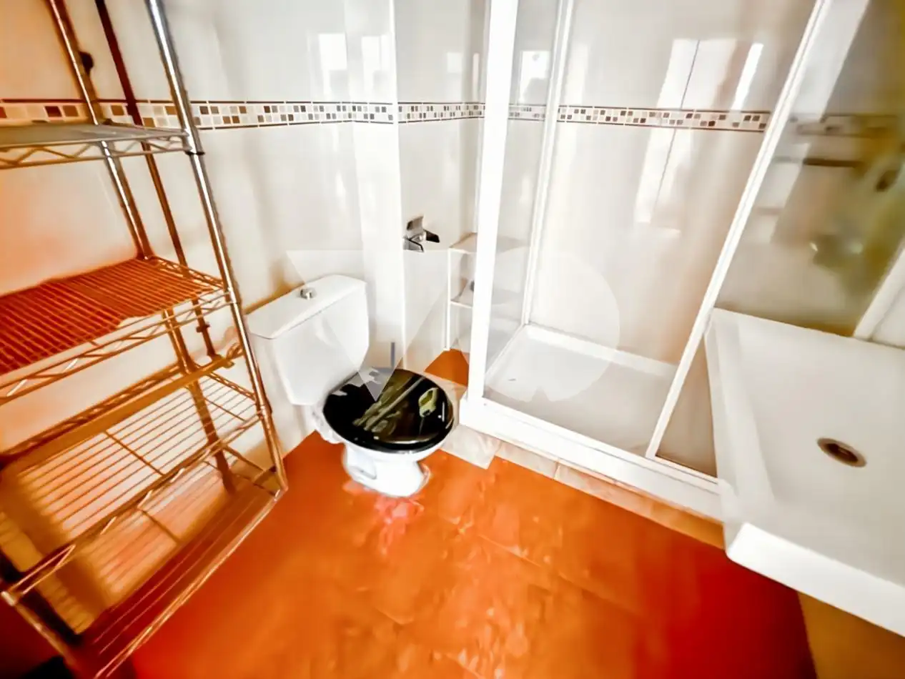Bathroom of Flat for sale in Madrid  with Heating, Parquet flooring and Terrace