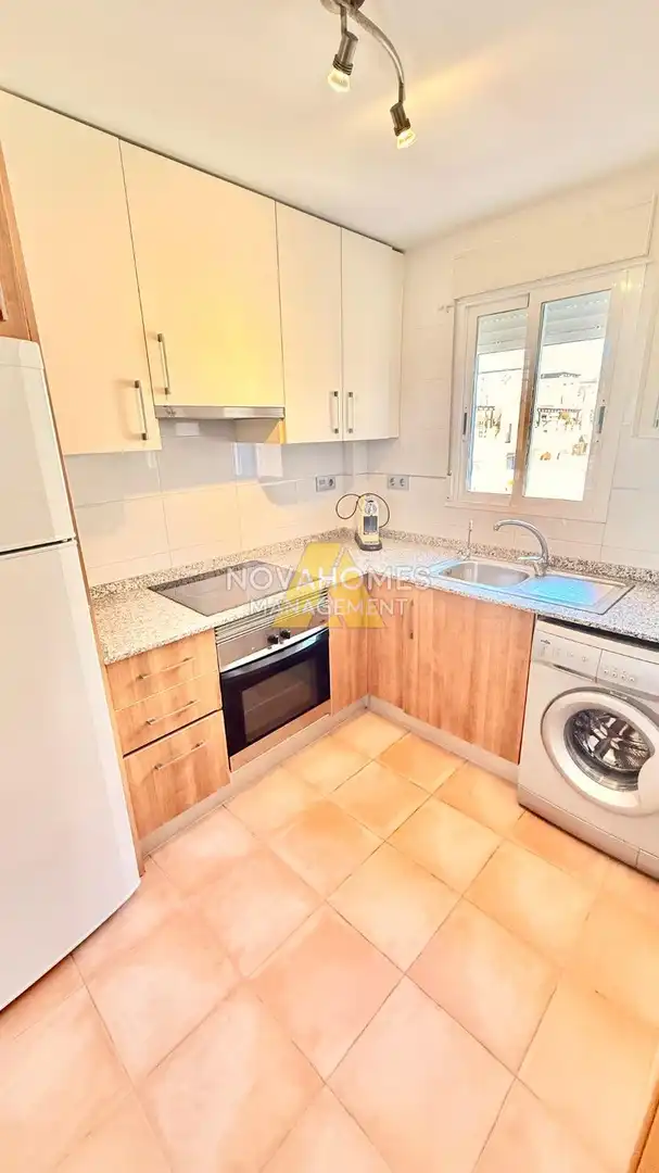 Cuina de Apartament en venda en Cartagena amb Aire condicionat, Calefacció i Terrassa