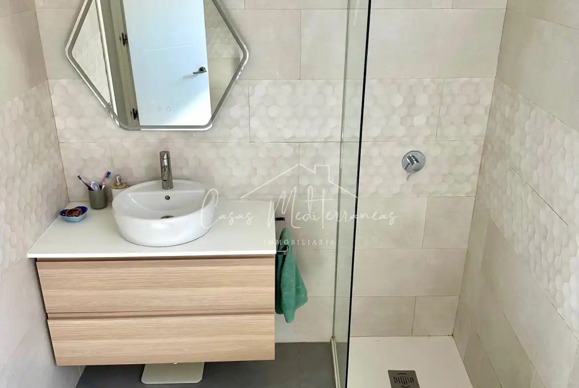 Baño de Piso en venta en Vandellòs i l'Hospitalet de l'Infant con Aire acondicionado, Calefacción y Alarma