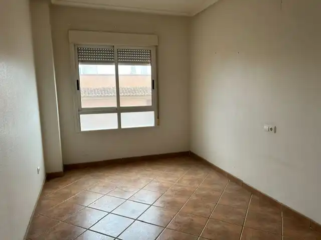 Piso con ascensor en venta en Calle Ramón y Cajal 52, imagen 3