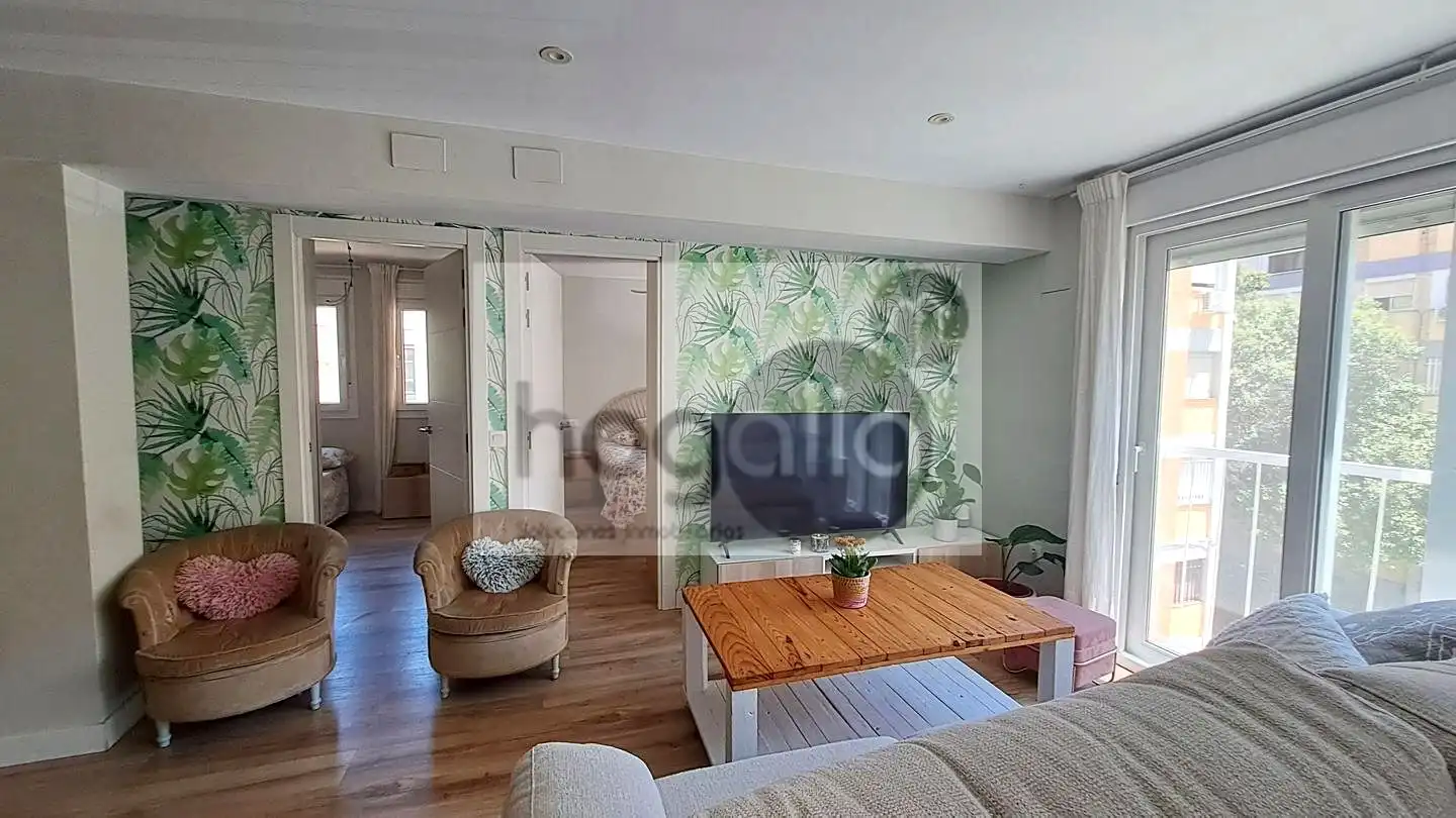 Sala de estar de Piso de alquiler en Sevilla con Aire acondicionado, Amueblado y Balcón