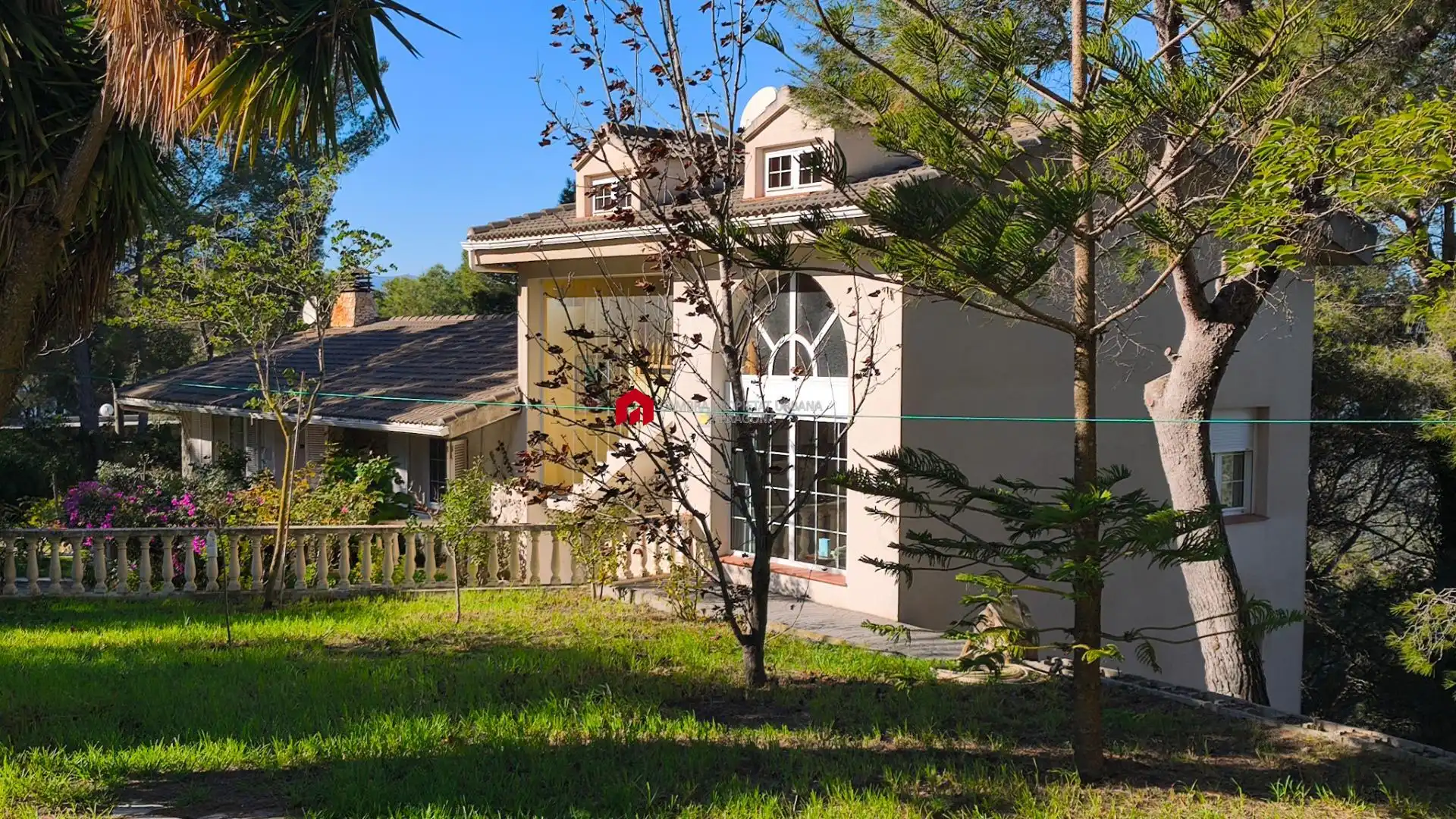 Vista exterior de Casa o xalet en venda en Tortosa amb Calefacció, Jardí privat i Terrassa