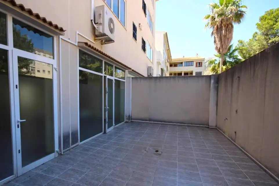 Business premises for sale in Port de Pollença, imagen 2