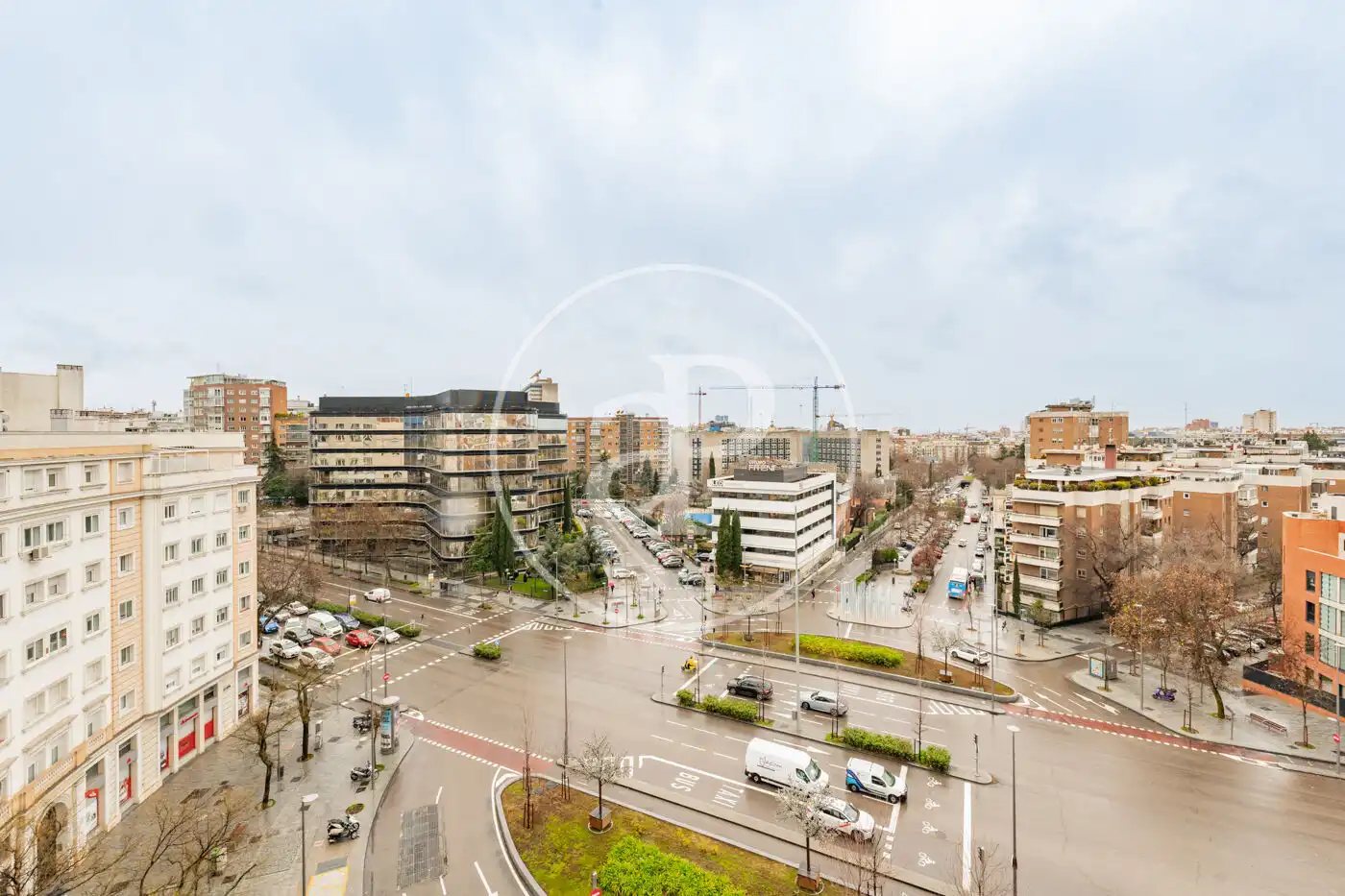 Außenansicht von Wohnung zum Verkauf in Madrid mit Klimaanlage, Heizung und Terrasse