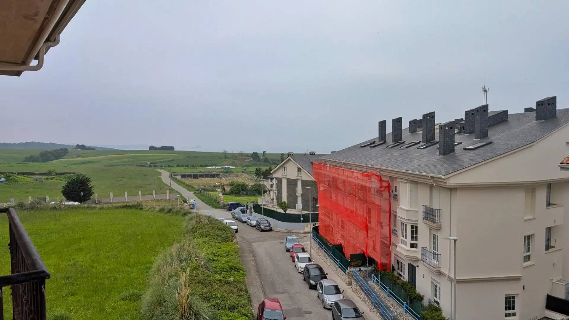 Vista exterior de Dúplex en venda en Piélagos amb Calefacció i Traster