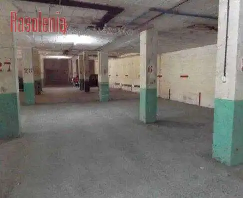 Garaje en venta en Betanzos