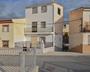 Vista exterior de Casa o xalet en venda en Escúzar amb Calefacció, Terrassa i Balcó