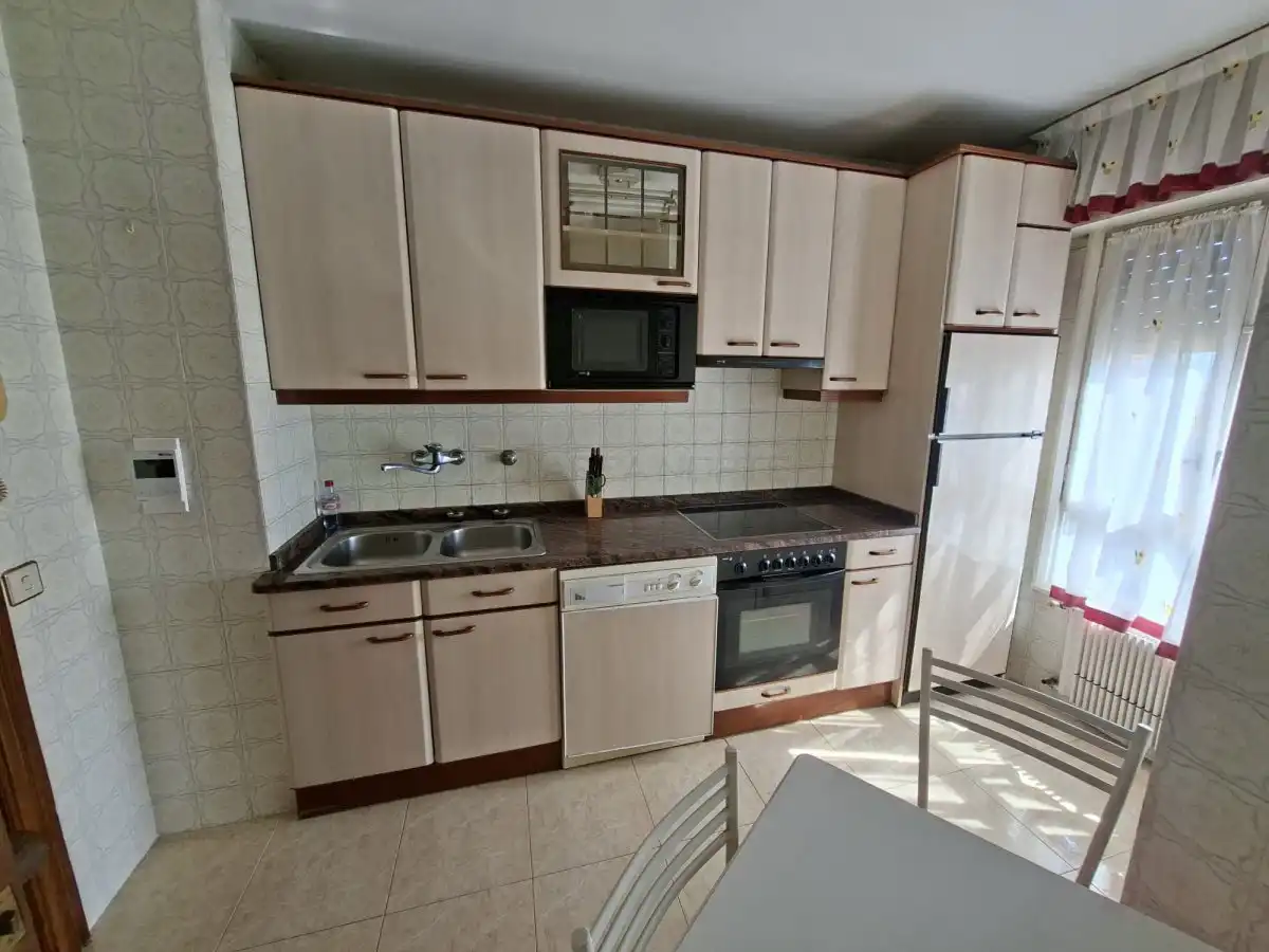Cocina de Piso en venta en Vitoria - Gasteiz con Calefacción, Parquet y Terraza