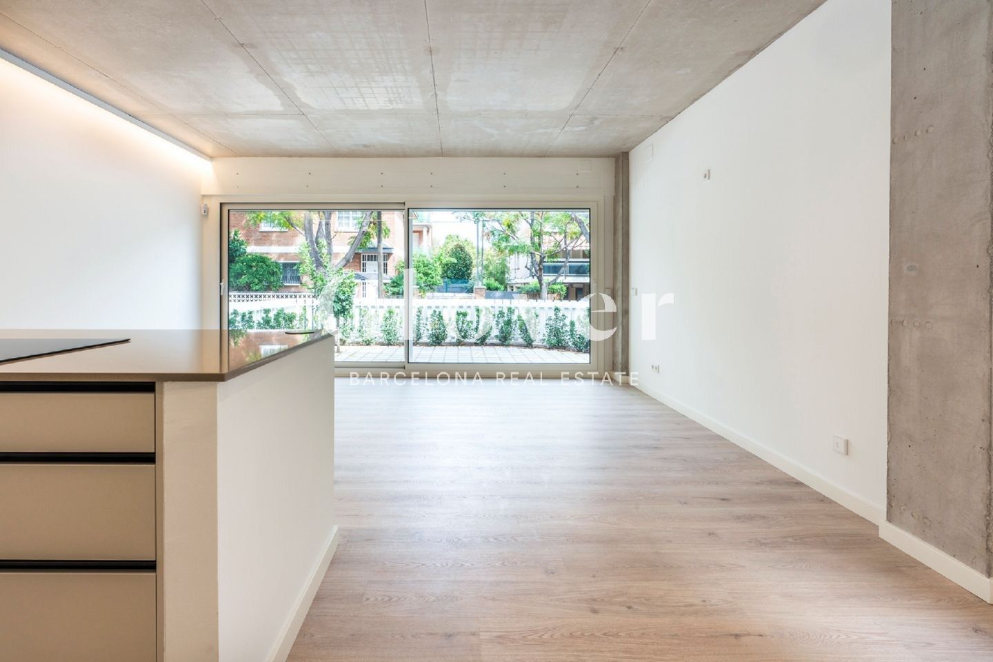 Exterior view of Planta baja to rent in Castelldefels  with Air Conditioner, Heating and Terrace