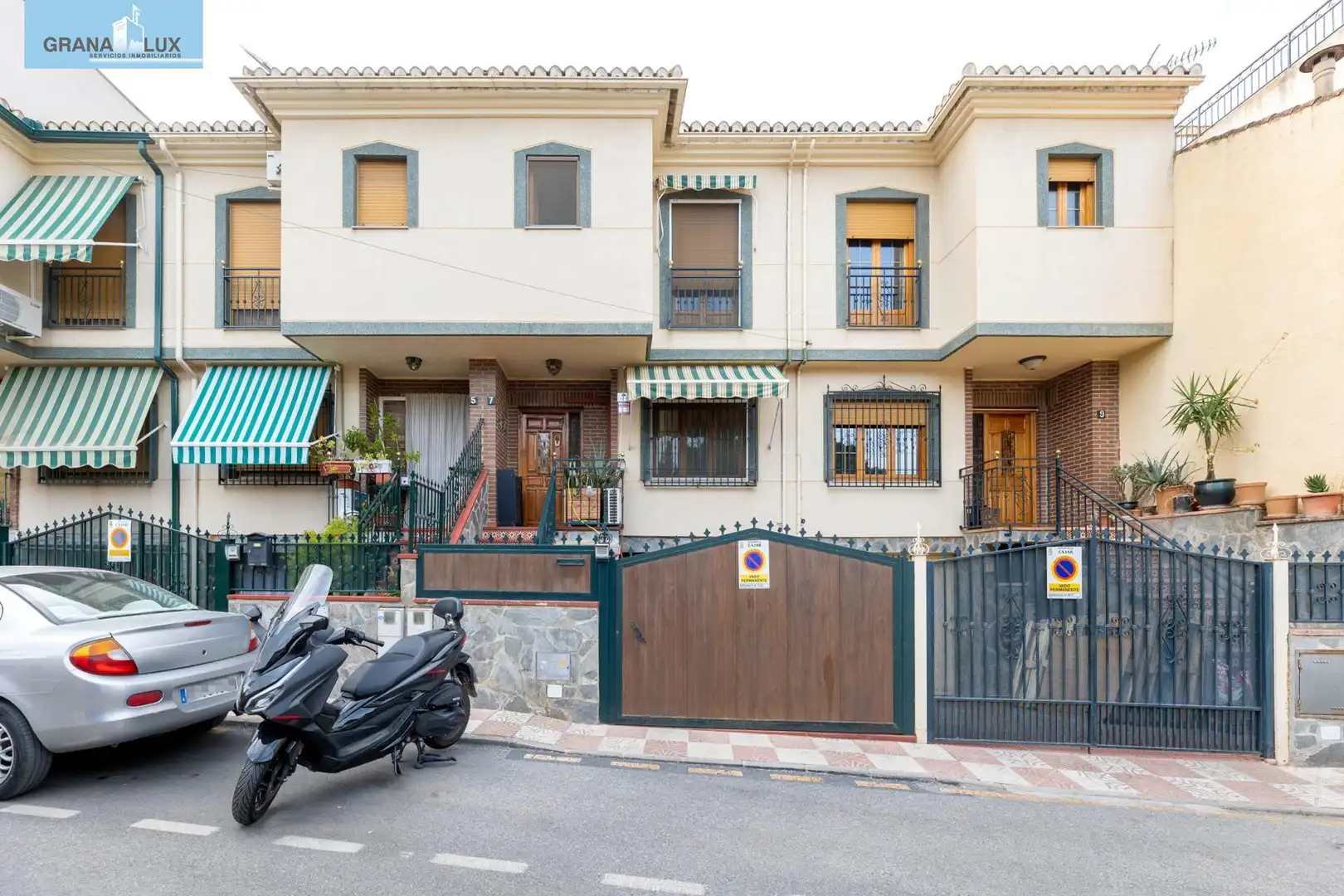 Casa a schiera con piscina in vendita a Calle los Huertos #7