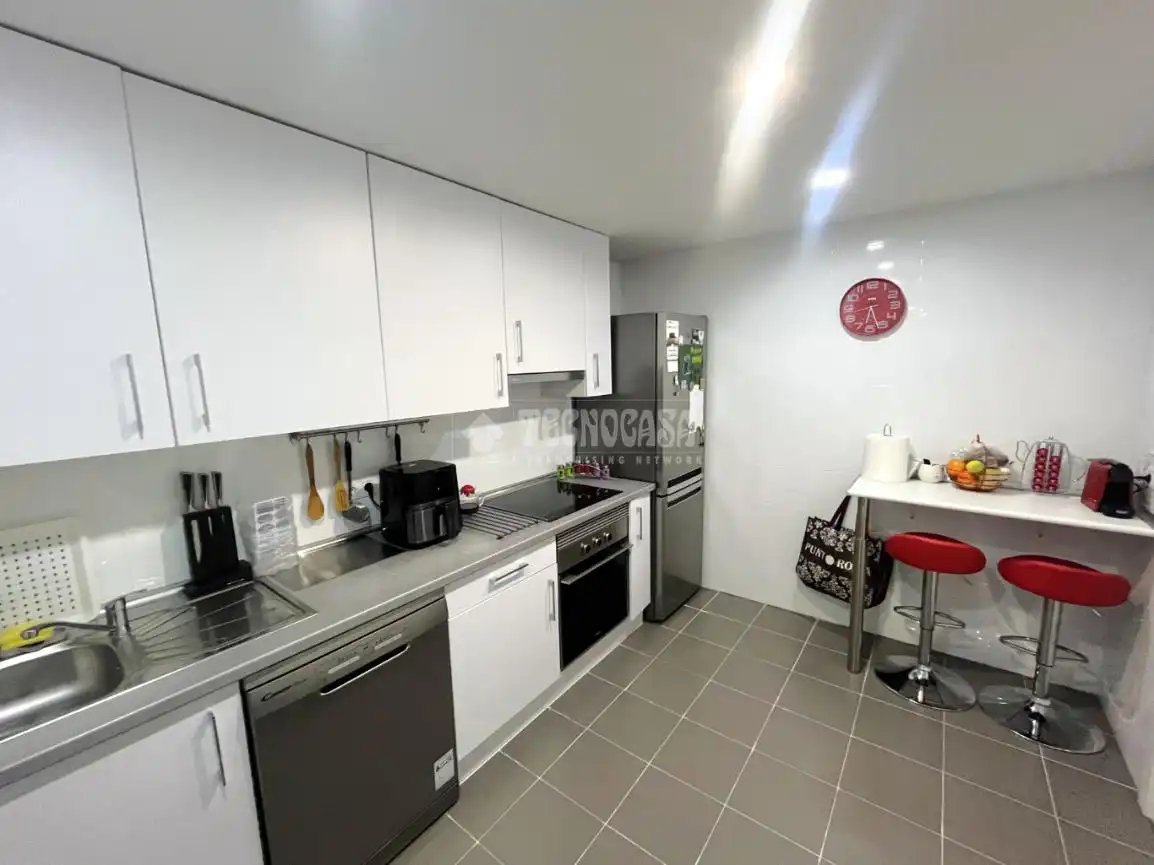 Kitchen of Flat for sale in Villalbilla  with Air Conditioner