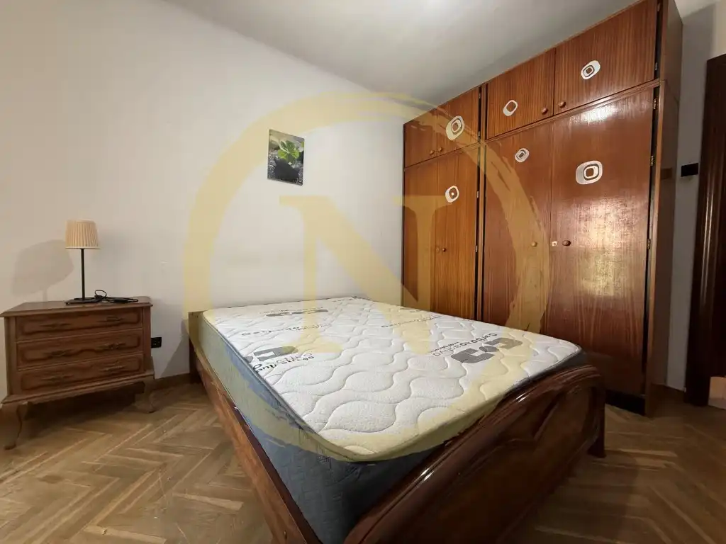 Habitación de Piso en venta en L'Hospitalet de Llobregat con Balcón