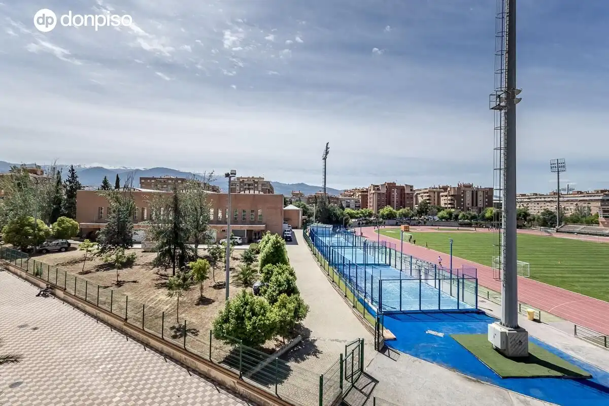 Exterior view of Flat for sale in Granada  with Air Conditioner and Heating