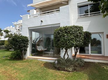 Piano terra con piscina in vendita a Casares pueblo