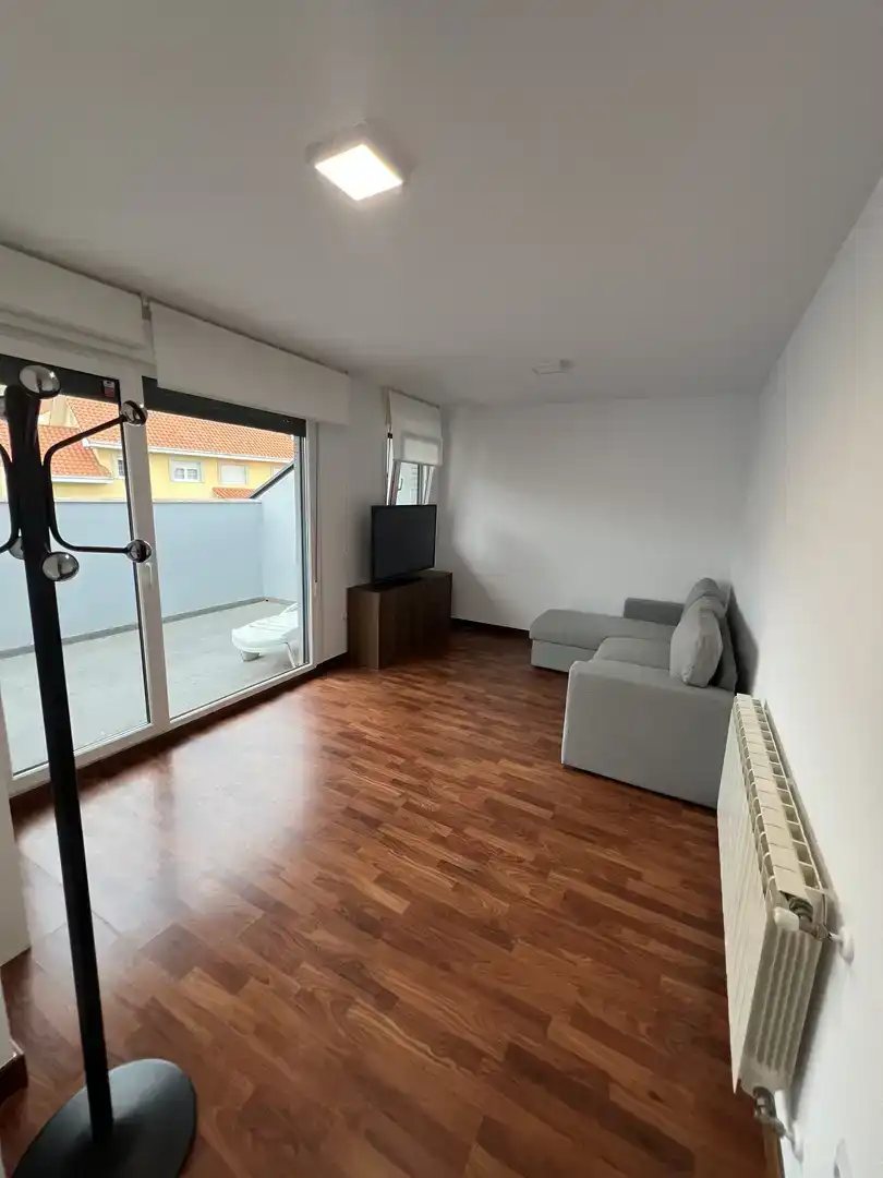 Sala de estar de Piso de alquiler en Miengo con Parquet, Trastero y Amueblado