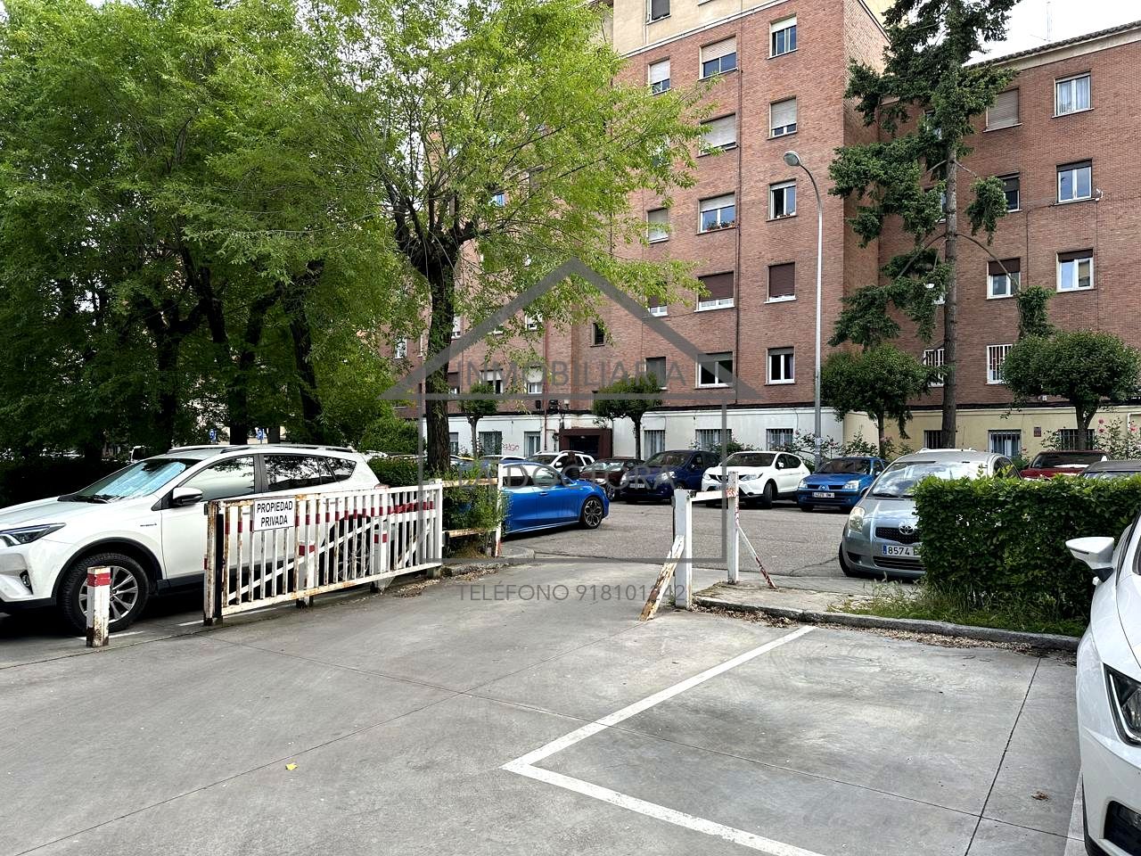 Aparcament de Planta baixa en venda en  Madrid Capital amb Calefacció
