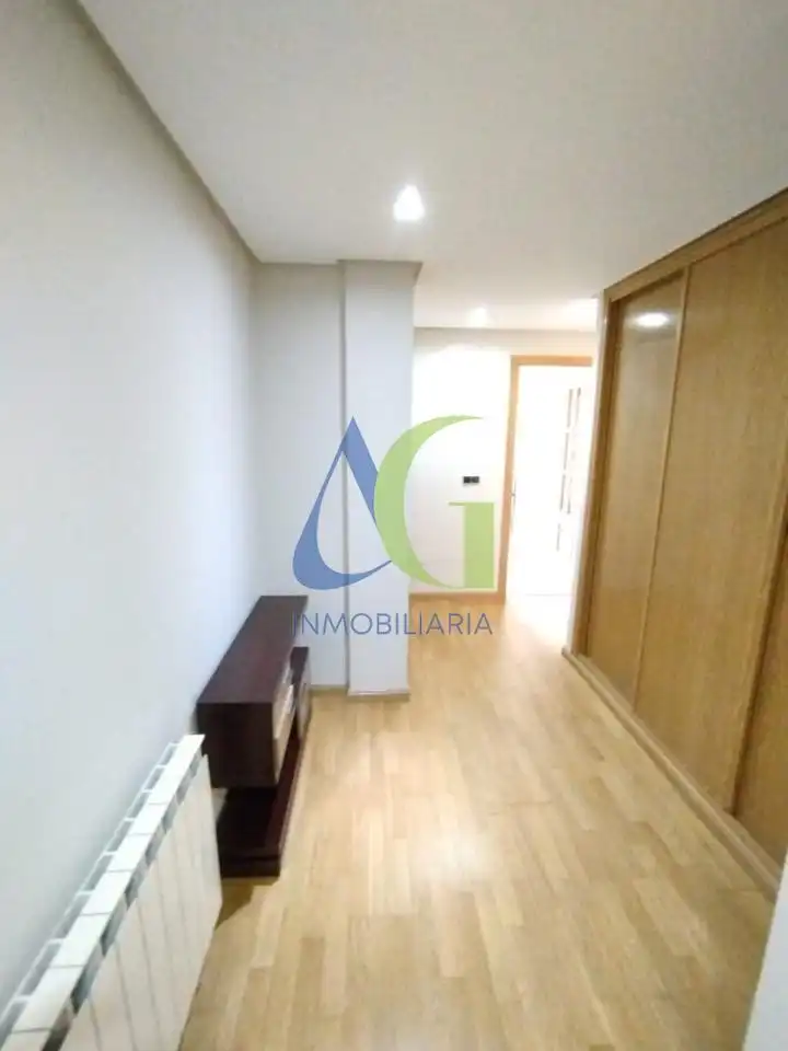 Dúplex en venta en Villaquilambre con Calefacción y Trastero