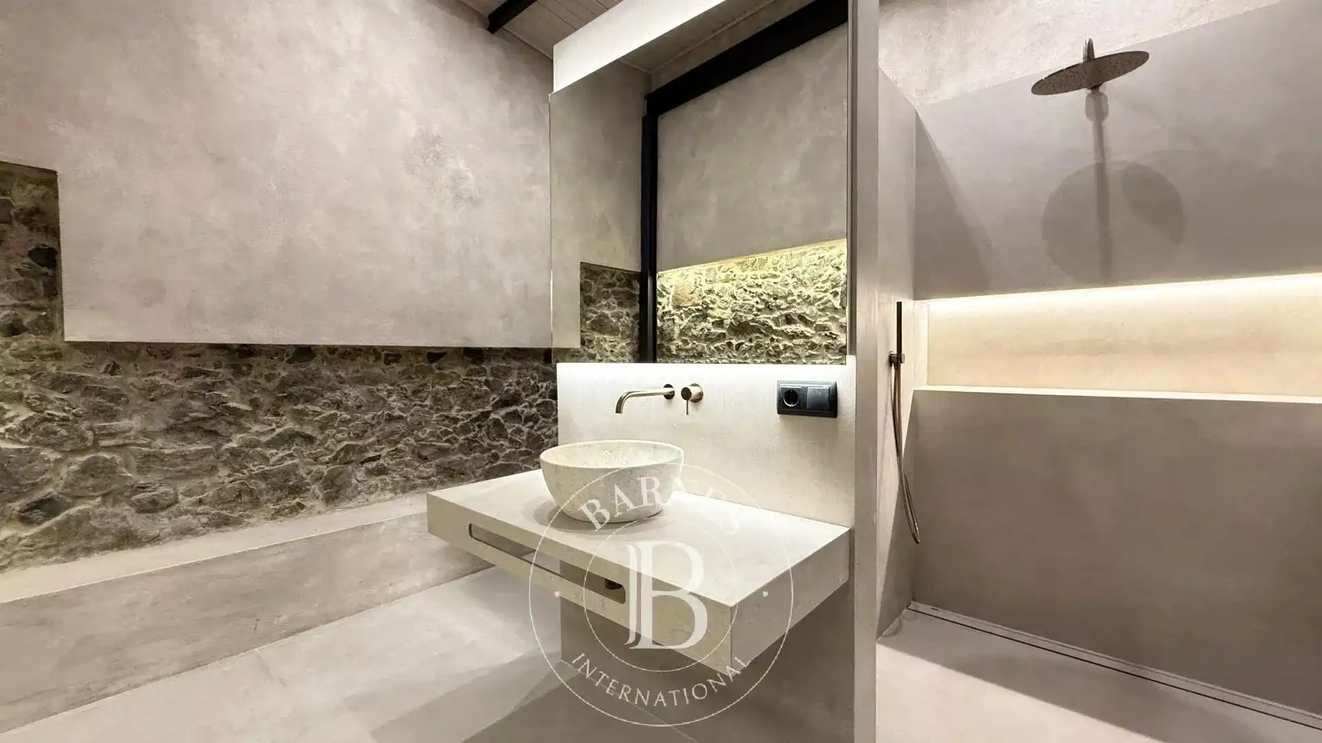 Bathroom of Houses for sale in Santa Susanna  with Air Conditioner, Heating and Private garden