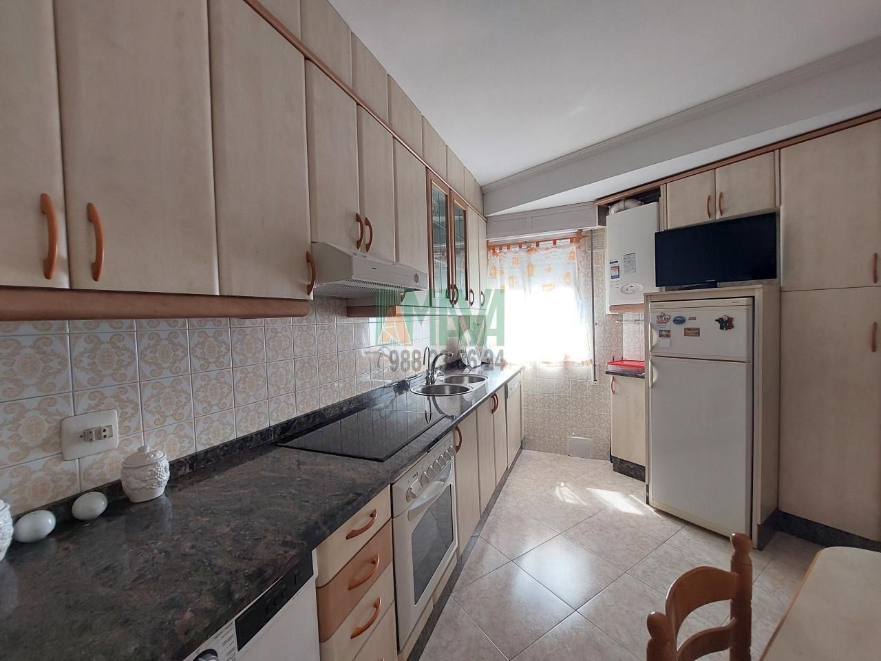 Kitchen of Flat for sale in Ourense Capital   with Heating, Storage room and Furnished