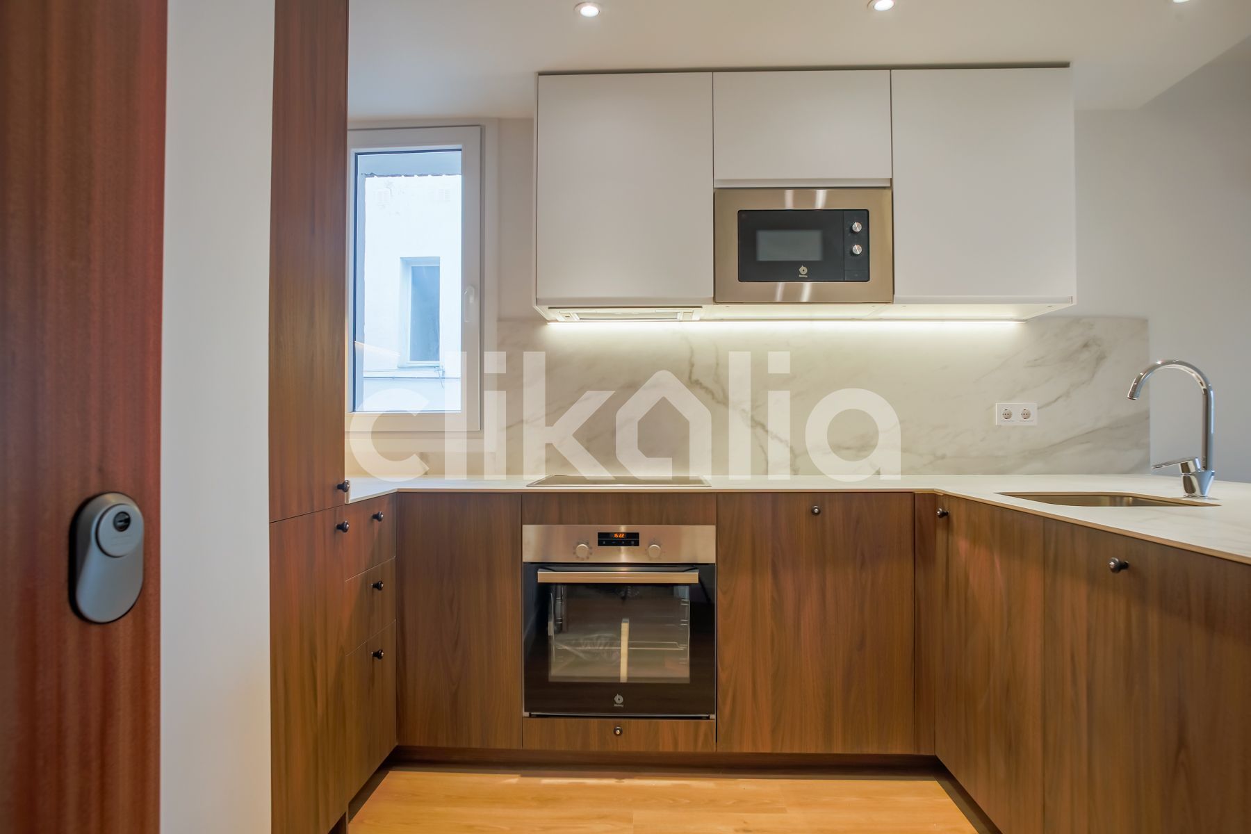 Kitchen of Flat for sale in  Madrid Capital  with Air Conditioner and Heating