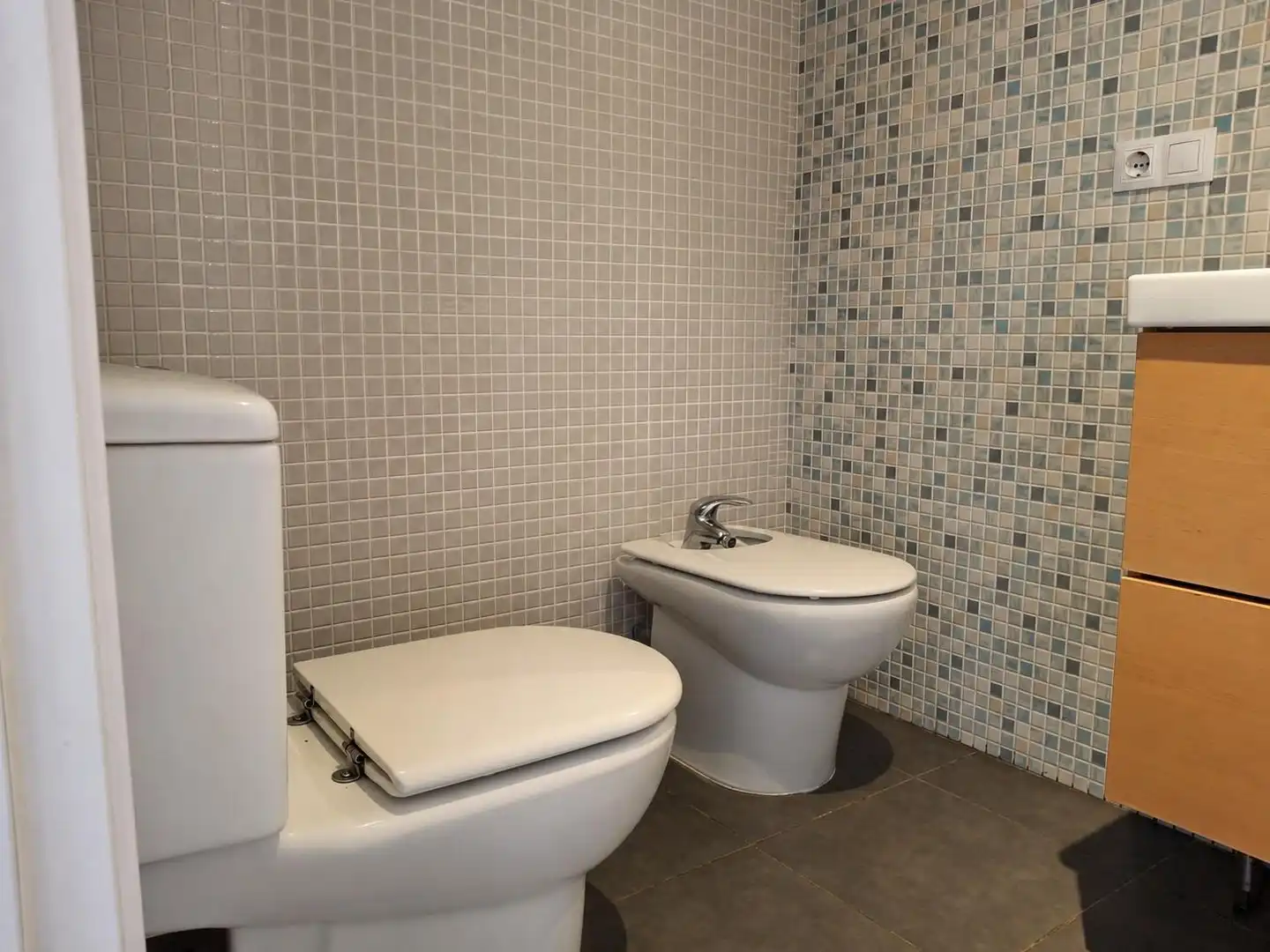 Bany de Apartament en venda en Alcalà de Xivert amb Aire condicionat, Jardí privat i Terrassa
