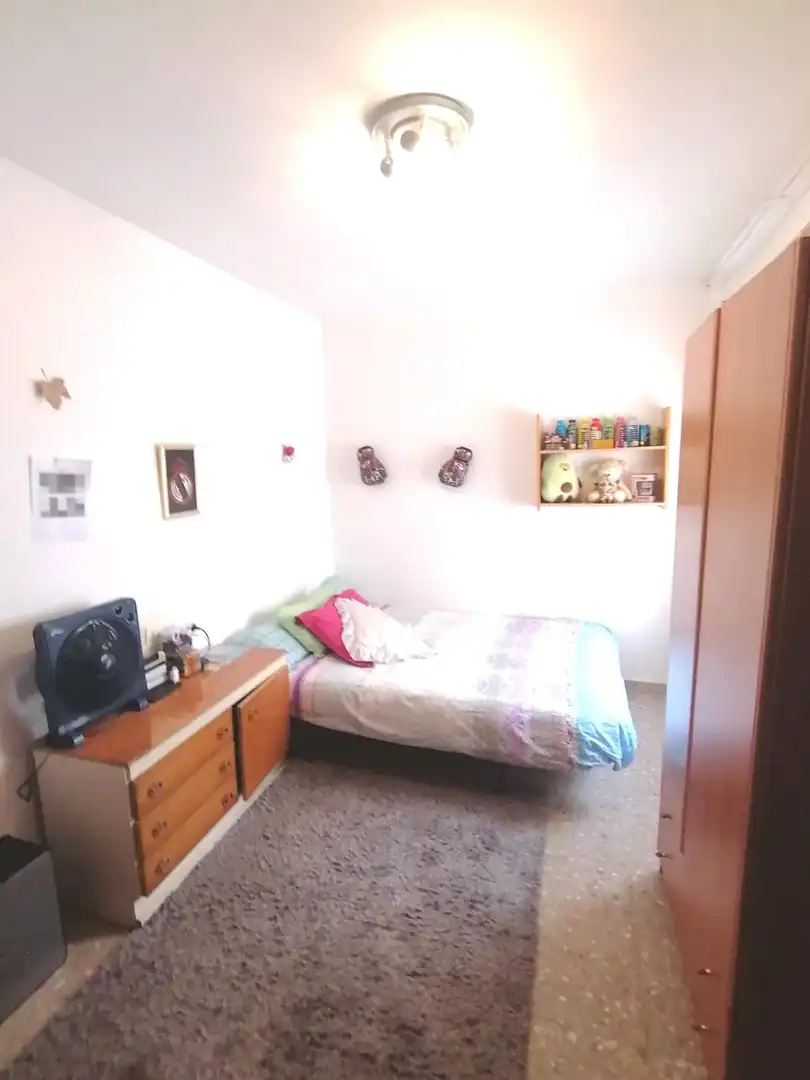 Dormitori de Pis en venda en Onil amb Aire condicionat i Calefacció