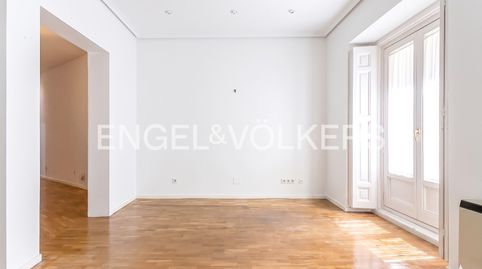 Foto 2 de Piso en venta en Justicia - Chueca, Madrid Capital