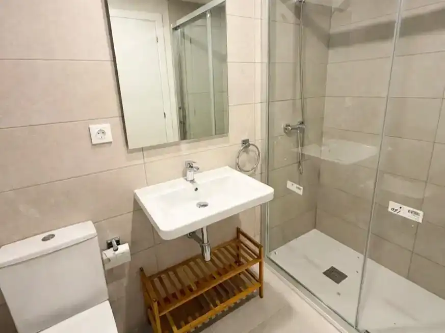 Bathroom of Flat for rent in Entrenúcleos