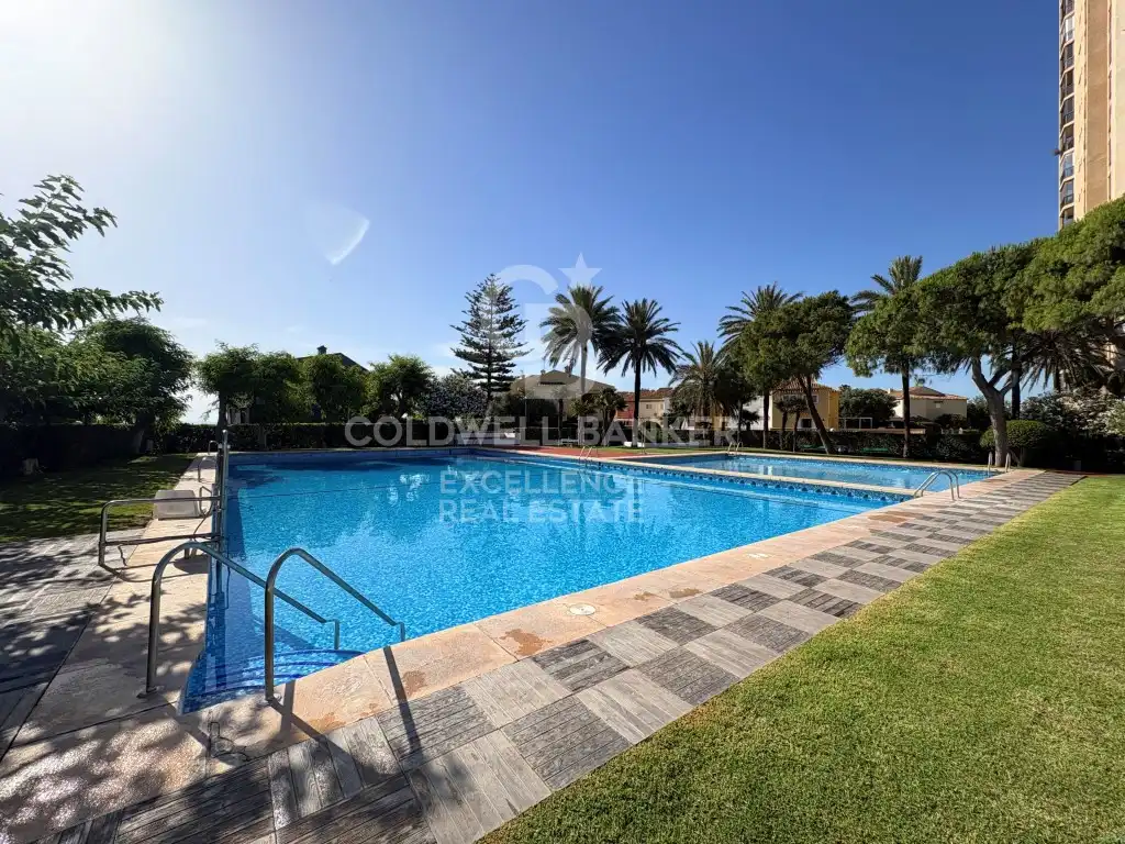Piscina de Planta baja en venta en El Puig de Santa Maria con Jardín privado, Piscina y Horno