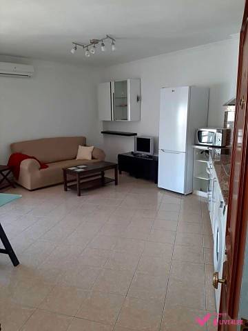 Piso en Alquiler en Manuel Arellano en Triana Oeste