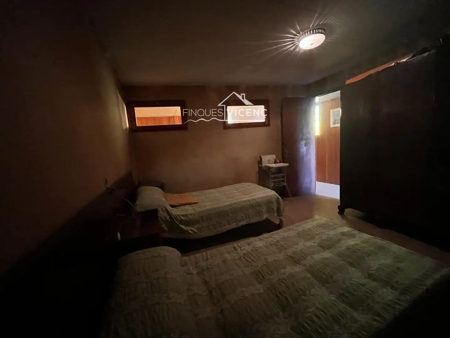 Habitación de Casa o chalet en venta en Sant Sadurní d'Anoia con Calefacción, Terraza y Trastero