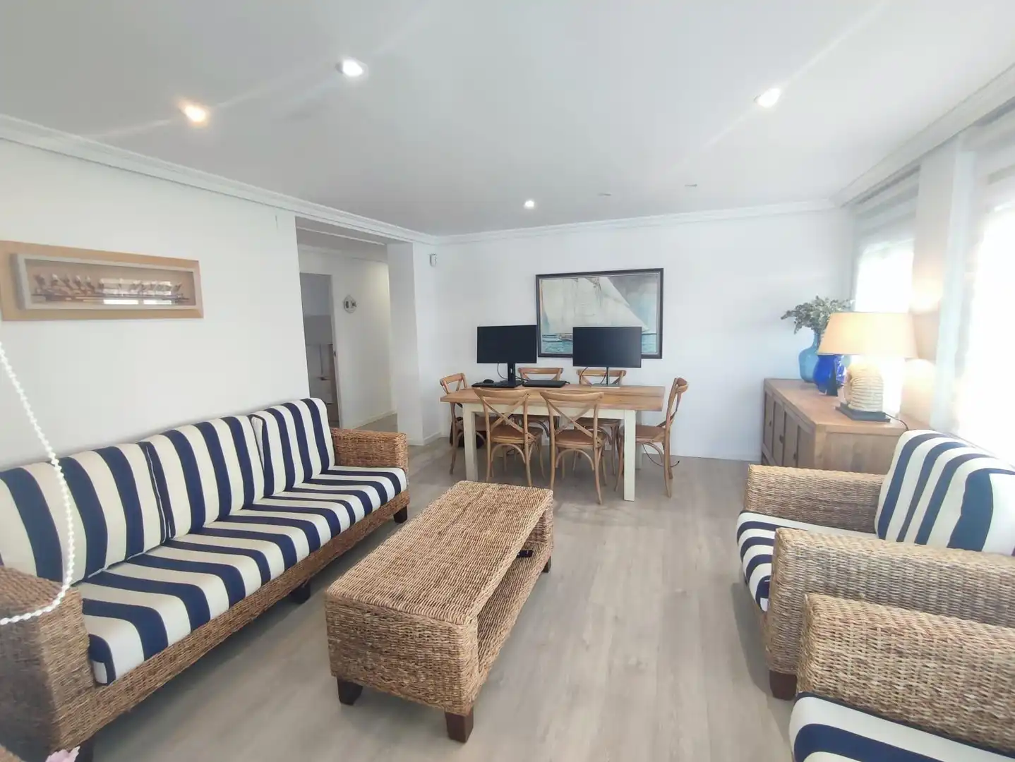 Sala d'estar de Pis en venda en Benicasim / Benicàssim amb Aire condicionat, Terrassa i Moblat